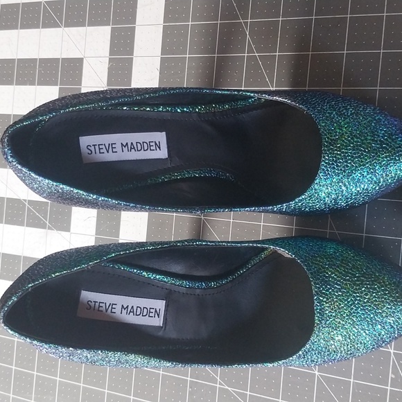 Steve Madden - Picture 6 of 7